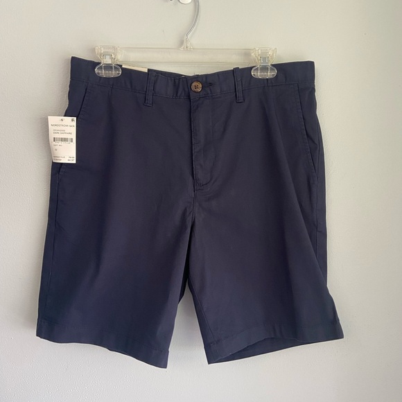 NWT Original Penguin Navy Shorts Size 32 - Picture 1 of 3